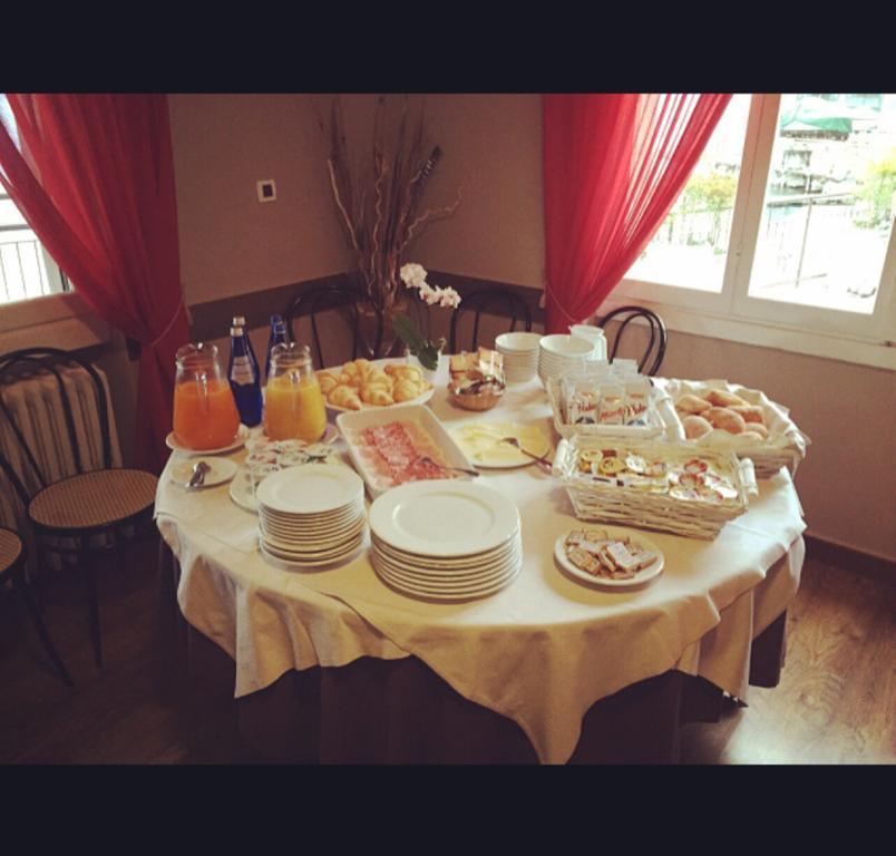 Bed and Breakfast Crotto Dei Pescatori Lezzeno Exterior foto